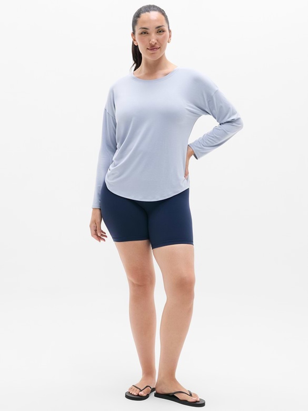 Athleta Move With Ease Pale Blue Long-Sleeve Crewneck Top small